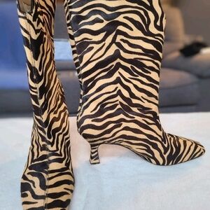 Sam Edelman Lolita Tiger Mid-Shaft Boots Size 10